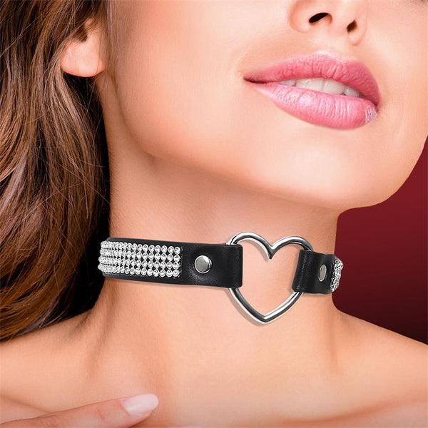 Cinderella Collar with Heart Choker Stile Vegan Leather One Size - Lovebunny.se