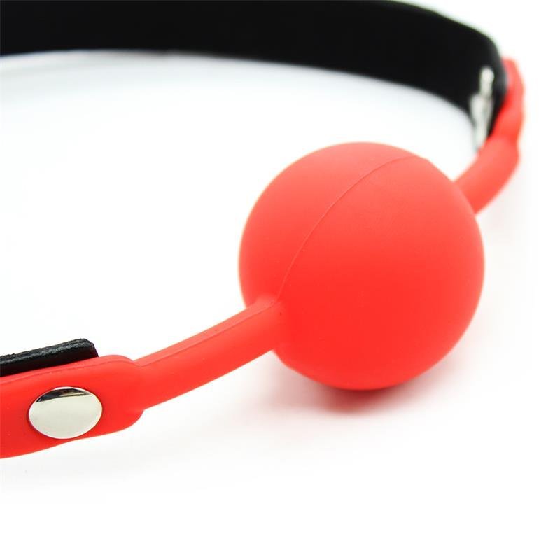 Fetish Addict Silicone Ball Gag 4cm Svart/Röd - Lovebunny.se