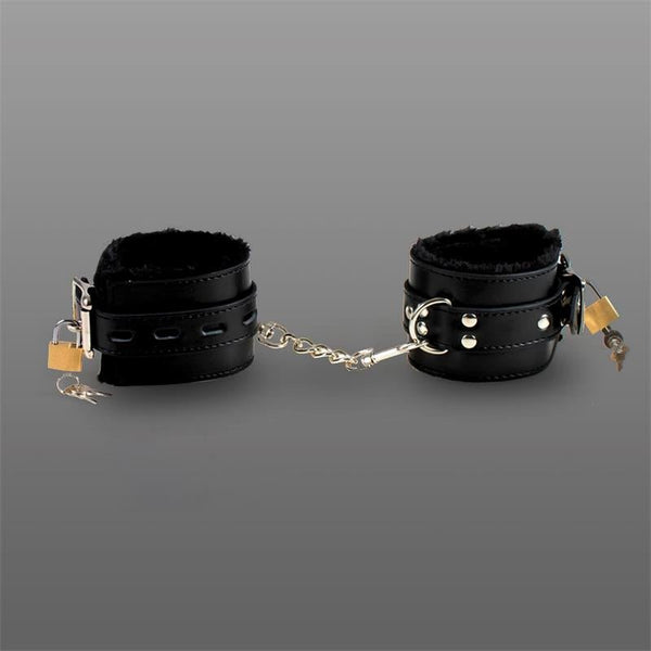 Secret play Velvety Padded Handcuffs Svart - Lovebunny.se