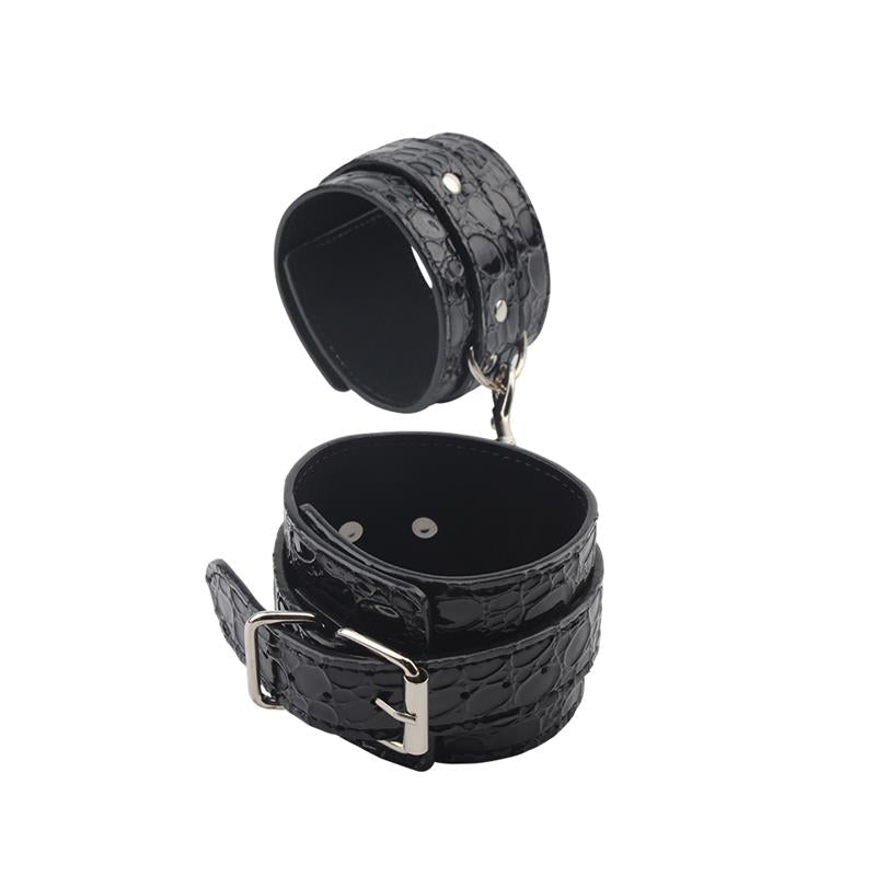 Chisa Novelties Ankle Cuffs Be Good Black - Lovebunny.se