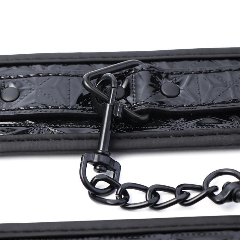 INTOYOU Adjustable Handcuffs Sapphire Vegan Leather - Lovebunny.se