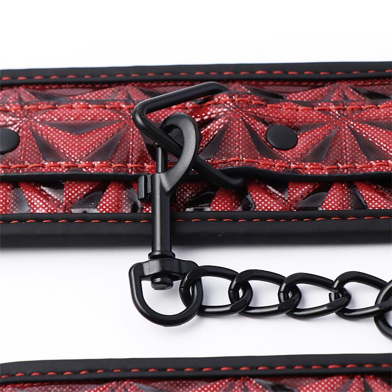 INTOYOU Adjustable Padded Handcuffs Diamond Vegan Leather - Lovebunny.se